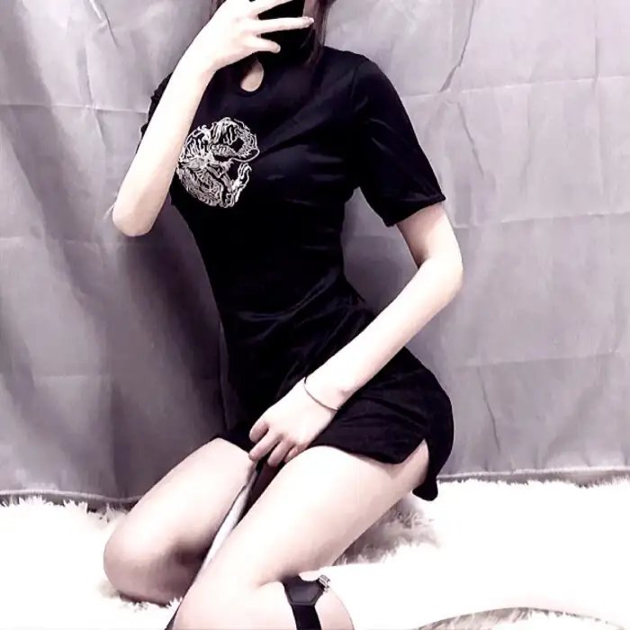她才是主角